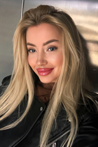 Girl from banska bystrytsia iryna with Blonde hair age 37 photo-1