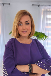 Femme ukrainienne natalia de kremenchuk avec Chatain clairs cheveux, âge 54