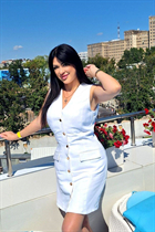 Femme ukrainienne victoria de kharkiv avec Noirs cheveux, âge 57 photo-5