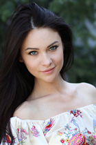 marbella bride yana with Black hair age 40 photo-29