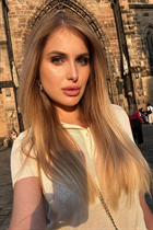 Épouse d'Ukraine anastasiia de kyiv avec Blond cheveux, âge 35 photo-7