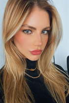 Brazilian girl valentina from belo horizonte with Blonde hair 25 years old photo-7