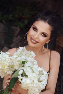 Rencontre femme ukrainienne alina de kharkiv avec Brunette cheveux, age 38