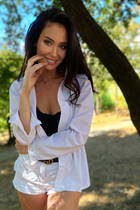 Dating a moldovan girl nelia from tampa with Dark Brown hair age 34 photo-3