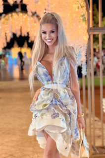 Femme parfaite ekaterina de atyrau avec Blond cheveux, âge 34