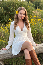 Single Ukrainian bride anastasia from kyiv with Light Brown hair age 33 photo-2