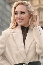 German girl kristina from munich with Blonde hair 33 years old photo-5