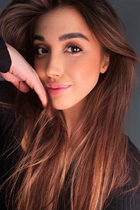 krakow bride angelika with Dark Brown hair age 25 photo-15