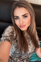 Dating ukrainian woman anastasia from munich with Light Brown hair age 37 photo-7