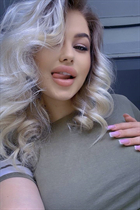 Single Ukrainian lady oliviya from dnepr with Blonde hair age 21 photo-9