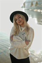 Gorgeous Ukrainian woman alina from kiev with Blonde hair age 22 photo-2