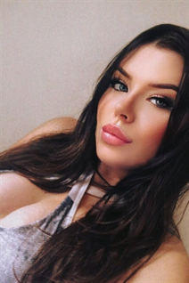 Bride from tallinn anastasiia with Dark Brown hair age 27 photo-8