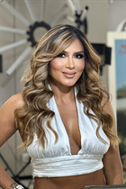 Saliendo con chica colombiana diana-milena de bogota con pelo Marrón oscuro y edad 38 photo-10