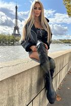 Beautiful czech girl elisabeth from prague with Blonde hair 26 years old photo-1