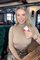 Beautiful romanian girl alexandra from constanta with Blonde hair 40 years old photo-9