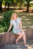 Saliendo con una mujer ucraniana natalie de nikolaev con pelo Rubio y edad 48 photo-2