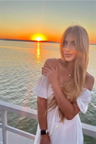 Bride from tallinn svetlana with Blonde hair age 34 photo-12