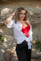 Meet Ukrainian girl veronika from nikolaev with Black hair age 24 photo-25