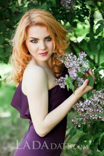 Single women ukraine alexandra from donetsk with Red hair age 21