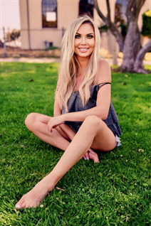 Beautiful ukrainian bride elena from new york with Blonde hair age 44