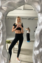 Marrying a moldovan woman masha from kishinev with Blonde hair age 31 photo-5