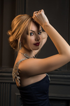 Belle mariée ukrainienne zoryana de lviv avec Brunette cheveux, âge 40 photo-4