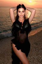 Girl from new york era with Dark Brown hair age 22 photo-3