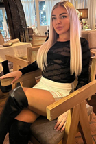 Pretty ukrainian lady natalia from kiev with Blonde hair age 40 photo-5