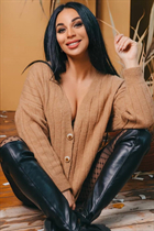 Belle fille ukrainienne olena de vinnytsya avec Noirs cheveux, âge 38 photo-2