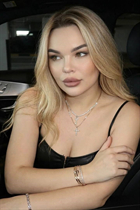 Lady from Ukraine kateryna from kyiv with Light Brown hair age 24 photo-25