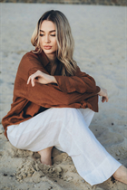 Novia de madrid natalia con pelo Rubio y edad 39 photo-1