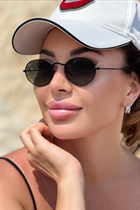 Girl from cannes liudmyla with Light Brown hair age 39 photo-13