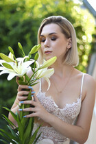 Dating ukrainian women karina from kharkov with Blonde hair age 19