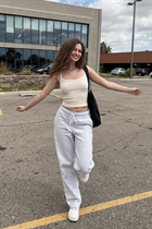 bath bride yullia with Light Brown hair age 34 photo-9
