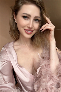 Ukrainian woman for marriage yulia from odessa with Light Brown hair age 36