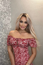 astana bride larisa with Blonde hair age 33 photo-1