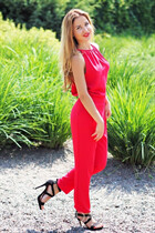 Dating ukrainian woman natalia from kiev with Light Brown hair age 37 photo-1