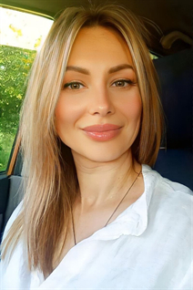 Ukrainian jolie fille natali de mykolaiv avec Blond cheveux, âge 48