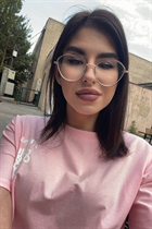 Femme ukrainienne yuliia de lutsk avec Brunette cheveux, âge 31