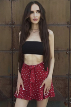 Chica ucraniana soltera vladlena de zaporozhye con pelo Marrón oscuro y edad 23 photo-13