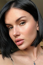 Ukrainian single woman valeria from mariupol with Black hair age 31 photo-44