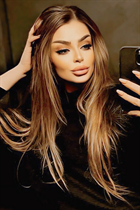 Femme parfaite tatiana de paris avec Chatain clairs cheveux, âge 40 photo-39