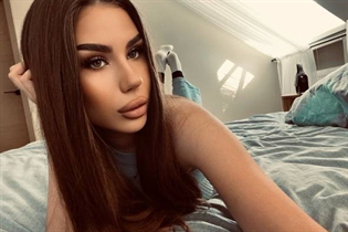 Beautiful ukrainian woman olexandra from odesa with Dark Brown hair age 20 photo-15