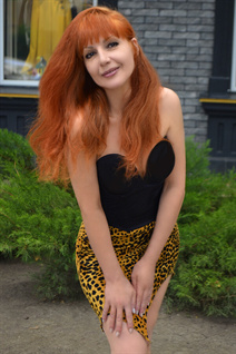 Meet Ukrainian girl anna from nikolaev with Red hair age 56