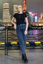 Pretty girl irina from london with Blonde hair age 35 photo-9