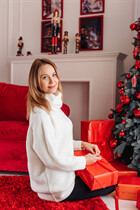 Beautiful woman of ukrainian tatiana from rivne with Light Brown hair age 33 photo-28