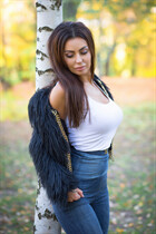 Pretty girl yana from barcelona with Black hair age 45 photo-1