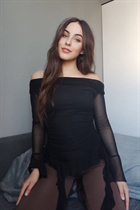 Dating a german girl varvara from berlin with Light Brown hair 20 years old photo-34