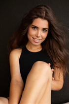 Dame ukrainienne yelyzaveta de kiev avec Brunette cheveux, âge 21 photo-13