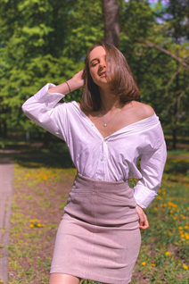 Beautiful woman of Ukraine alice from oxford with Red hair age 24